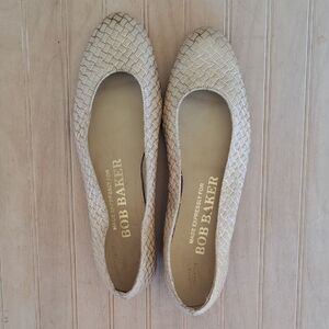 Vintage Bob Baker Gold Festive Woven Quality Round Toe Block Low Heel Pumps